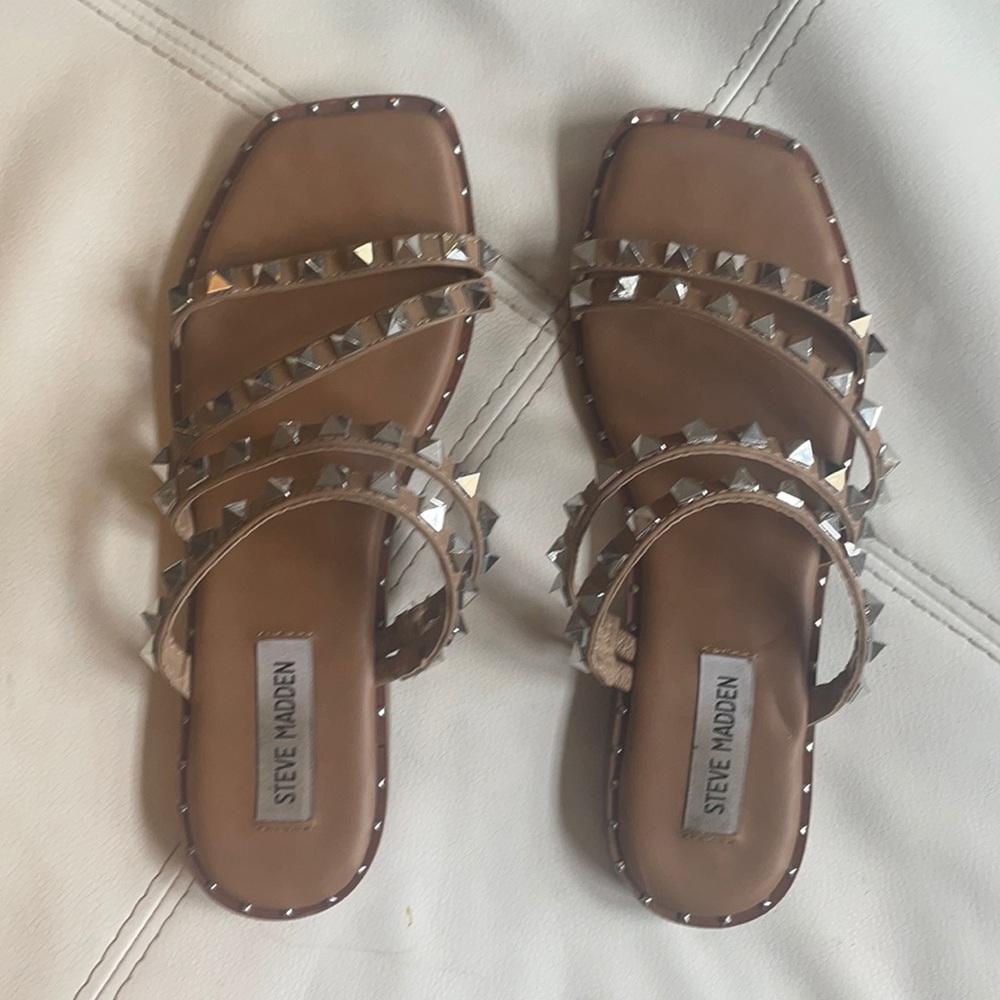 STEVE MADDEN SKYLER TAN Sandals size 7 worn once